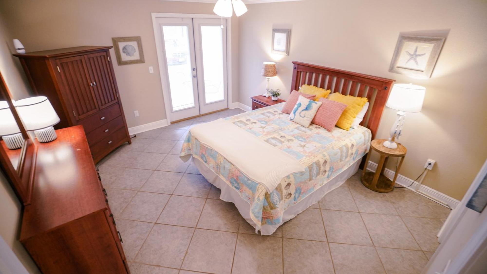New-the Villas-pool-bbq-casino-colosseum-beach-tennis Courts Biloxi